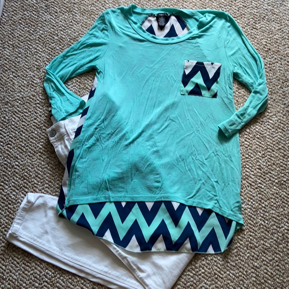 Rue 21 Mint and Chevron 3/4 Tee